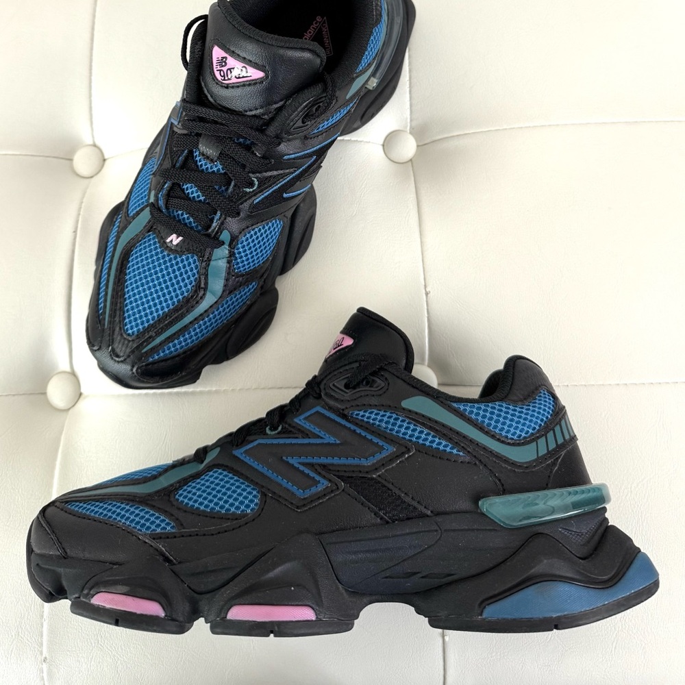 New Balance 9060 Black and Blue Sneakers